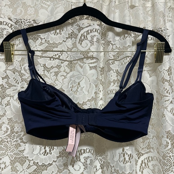 Victoria’s Secret Navy Blue Push Up Without Padding Bra - Picture 2 of 4
